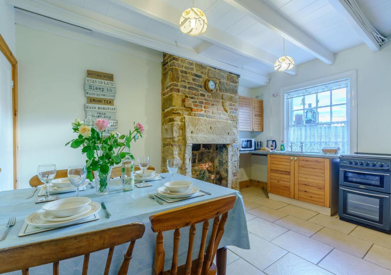 Alice Cottage 로빈후즈베이 외부 사진